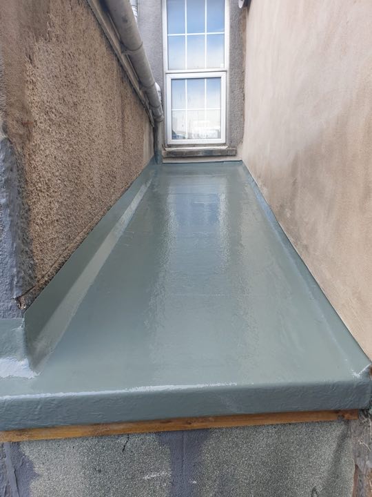 Small flat roof after Hunt's Roofing work